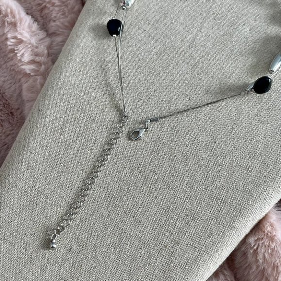 Beautiful Silver and Enamel Block Earring & Necklace Set - Picture 9 of 10